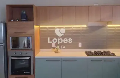 Casa sobrado de alto padrão no condomínio ecopark bourbon – 4 dormitórios, suíte com closet e quintal amplo em caçapava