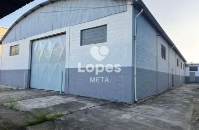 Galpão para locação na chácaras reunidas – 1.000m² de terreno, piso reforçado e ótima estrutura