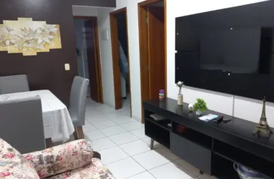 Ótima casa condomínio na guilhermina com quintal privativo