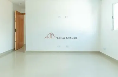 Este lindo sobrado contém, 3 dormitório sendo 1 suíte, com closet, escritório, sala copa, e uma edícula.