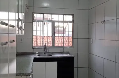 Casa com 4 quartos para alugar no Bosque dos Eucaliptos, São José dos Campos 