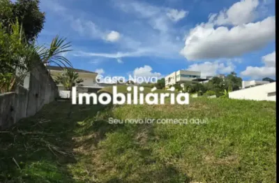 Grande terreno para construir em uma das melhores localidades de Jacareí - SP.