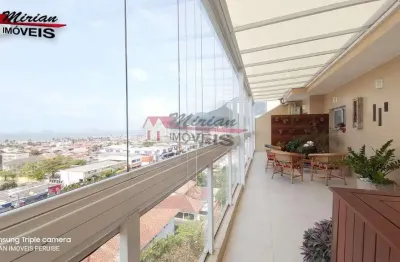 Cobertura no centro de peruíbe com vista para o mar toda decorada com spa 4 vagas de garagem