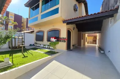 Imperdível casa à venda em peruibe-sp, balneário três marias: 4 quartos, 1 suíte, 2 salas, 3 banheiros, 3 vagas de garagem, 180m².