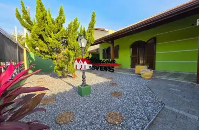 Casa a venda em peruibe 3 quartos sendo 1 suite, jardim imperador super bem localizada