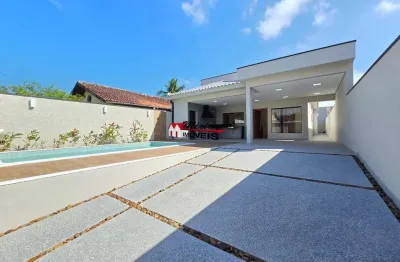 Casa à venda em Peruíbe-SP: 3 quartos, 3 suítes, 2 salas, 3 banheiros, 4 vagas de garagem, 150m²!