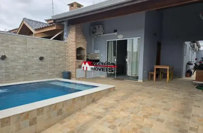 Linda casa 2 dts(sendo 1 suíte), varanda gourmet, piscina, 2 vagas