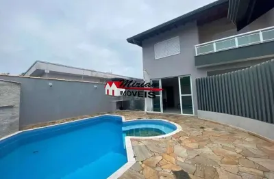 Imperdível: casa à venda com pisicna em peruíbe-sp, no parque balneário oasis, 4 quartos, 2 suítes, 1 sala, 4 banheiros, 2 vagas de garagem e 165m²!
