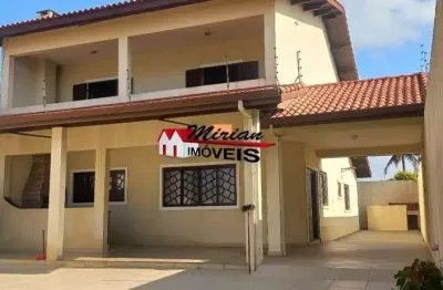 Oportunidade em peruíbe! sobrado frente ao mar, 05 suítes, varanda gourmet