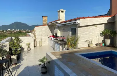 Cobertura com vista para o mar e morro em bairro nobre de peruíbe