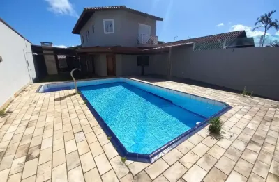 Sobrado a venda em peruibe 4 quartos sendo 2 suites, piscina area goumert, casa blanca casa a venda em peruibe