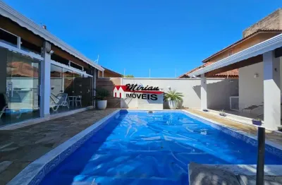 Casa terrea a venda em peruibe 3 suites sendo 1 com closet, piscina com aquecimentos placas solar