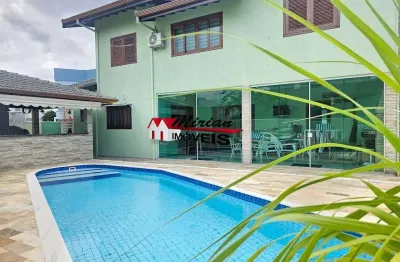 Sobrado a venda em peruibe condominio fechado jardim tres marias com 4 suites