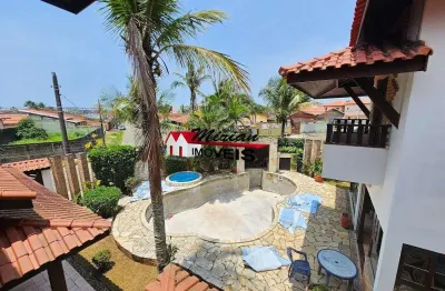 Sobrado com piscina jardim 6 quartos  a venda em peruibe  2 casas no mesmo terreno