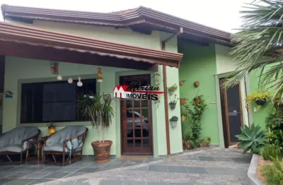 Oportunidade!!! casa 'mobiliada' 3 dts, mezanino, espaço gourmet, piscina - bairro nobre