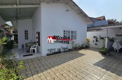 Oportunidade casa a venda  em  bairro nobre de peruíbe perto da praia