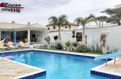 Casa a venda em peruibe com 820 m2 de terreno piscina em bairro nobre 4 suites