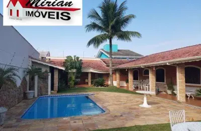 Casa a venda em peruibe em 2 lotes 500m2 com piscina oasis apenas 700 metros da praia
