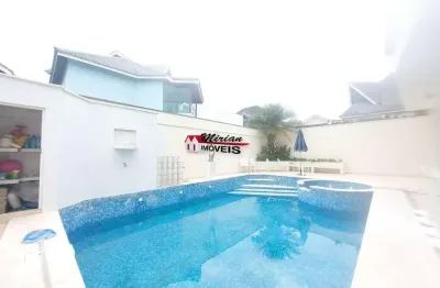 Sobrada a venda em peruibe, sobrado em condomínio fechado frente para o mar em peruibe