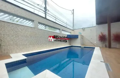 Lindo imóvel em bairro nobre com piscina e cascata na praia de peruibe