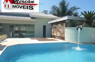 Casa com alto padrão de acabamento para venda em peruibe com 2 suítes internas, 1 suite externa, todos com ar condicionados, sala para 2 ambientes, co