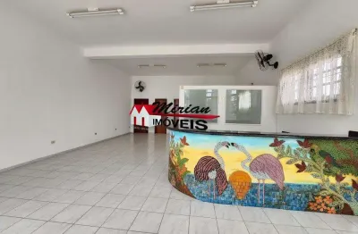 Salão comercial em av padre anchieta com 2 kits apartamentos nos fundos em peruibe