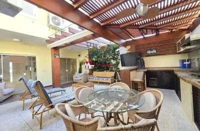 Imperdível Casa de Condomínio à Venda em Peruíbe-SP, Balneário Sambura  3 Quartos, 1 Suíte, 2 Salas, 3 Banheiros, 1 Vaga, 99m²!