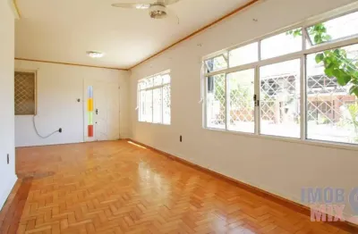 Casa com 3 quartos à venda na rua doutor alberto albertini, 275, são sebastião, porto alegre por r$ 649.000