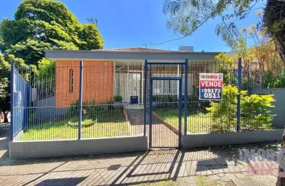 Casa com 5 quartos à venda na rua gaston englert, 225, vila ipiranga, porto alegre por r$ 2.000.000