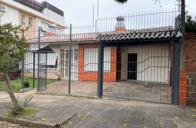 Casa com 3 quartos à venda na avenida la paz, 115, jardim lindóia, porto alegre por r$ 859.000