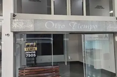 Ponto comercial à venda na rua vinte e quatro de outubro, 111, moinhos de vento, porto alegre por r$ 169.000