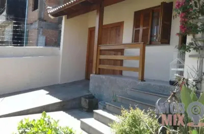 Casa com 2 quartos à venda na Rua Jorge Salis Goulart, 119, Jardim São Pedro, Porto Alegre por R$ 640.000