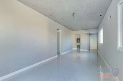 Apartamento com 2 quartos à venda na avenida bagé, 914, petrópolis, porto alegre por r$ 995.000