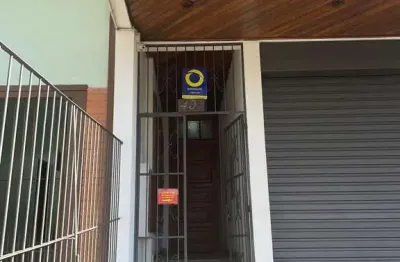 Sala comercial à venda na rua gomes de freitas, 491, vila ipiranga, porto alegre por r$ 500.000