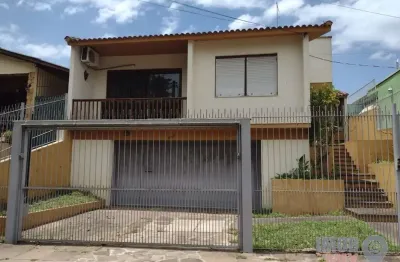 Casa com 3 quartos à venda na rua mali, 881, vila ipiranga, porto alegre por r$ 680.000