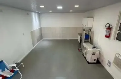 Ponto comercial para alugar na rua marco polo, 367, cristo redentor, porto alegre por r$ 1.800