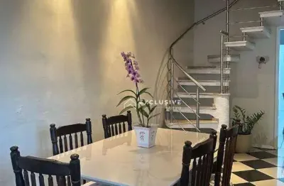 Sobrado com 3 dormitórios à venda, 250 m² por r$ 935.000,00 - jardim uirá - são josé dos campos/sp
