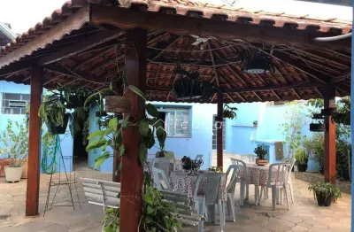 Casa com 3 dormitórios, 350 m² - venda por R$ 1.400.000,00 ou aluguel por R$ 4.000,00/mês - Centro - Caçapava/SP