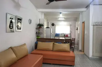 Casa à venda em guarujá, enseada, com 1 quarto, com 70 m², condomínio mandaguari