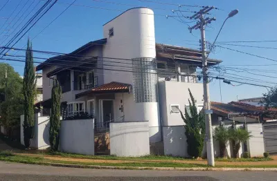 Sobrado à venda em campinas, parque das flores, com 5 suítes, com 361 m²
