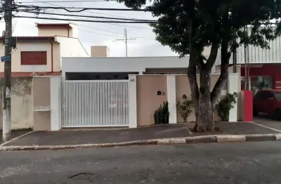 Casa à venda em campinas, parque taquaral, com 3 quartos, com 181 m²