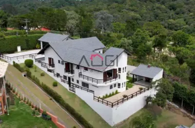 Viva a excelência em atibaia: casa de alto padrão no condomínio clube montanha com vista deslumbrant