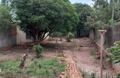 Terreno com área total de 500 m², no centro da cidade de botucatu/sp