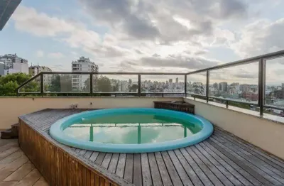 Vende-se cobertura com 3 quartos (1 suíte), piscina privativa, 202m² e 2 vagas -