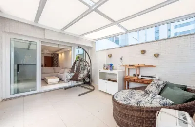 Apartamento garden mobiliado, com 180 m² privativos, no bairro chácara das pedra