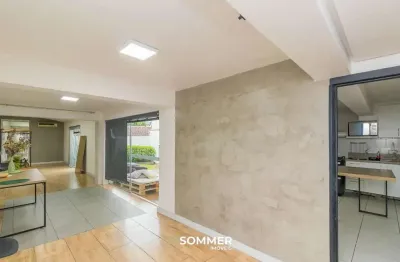 Casa a venda, 4 quartos, 2 vagas, 4 banheiros, Bairro Chacara das Pedras, em Por