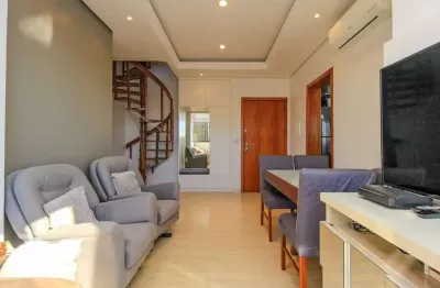 Cobertura à venda com sol nascente, elevador e vaga escriturada