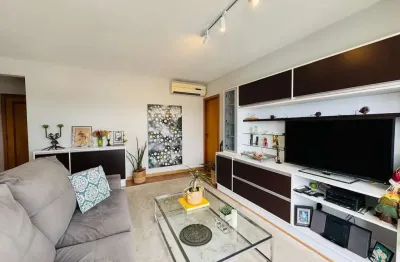 Apartamento 3 dormitórios, 3 banheiros e 2 vagas no petrópolis