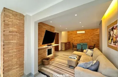 Excelente cobertura a venda semi mobiliada no bairro Higienópolis.