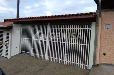 Casa com 3 quartos à venda, 116 m² - Jardim Adriana - Indaiatuba/SP